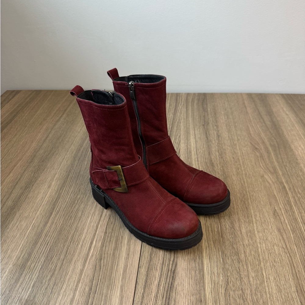 Poletto Women’s Burgundy Moto Boots EU 37 Side Zip Buckle Studded Lug Sole